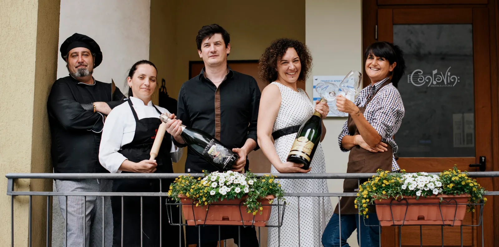 staff del ristorante cantavin quincinetto, torino